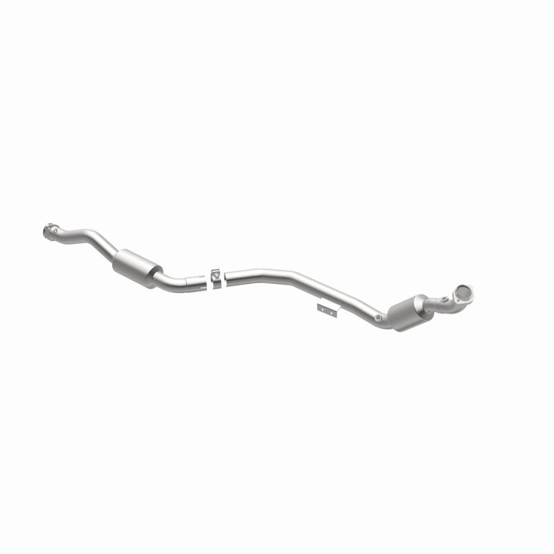 MagnaFlow Mercedes-Benz E350 California Grade CARB Compliant Direct-Fit Catalytic Converter 551639 360 Degree Image Set