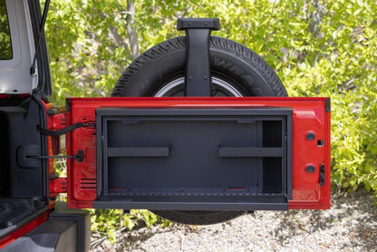 Tuffy Products Tuffy Jeep Wrangler Tailgate Lockbox W/Keyed Lock 359-01 359-01 Photo - Close Up
