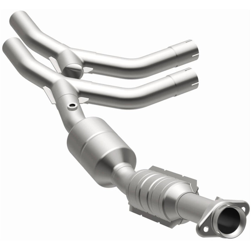 MagnaFlow Ford HM Grade Federal / EPA Compliant Direct-Fit Catalytic Converter 24308 Photo - out of package