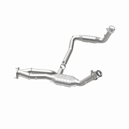 MagnaFlow OEM Grade Federal / EPA Compliant Direct-Fit Catalytic Converter 51097 360 Degree Image Set