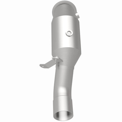MagnaFlow BMW OEM Grade Federal / EPA Compliant Direct-Fit Catalytic Converter 52258 360 Degree Image Set
