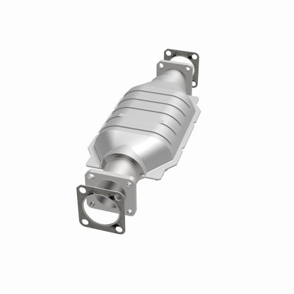 MagnaFlow Standard Grade Federal / EPA Compliant Direct-Fit Catalytic Converter 23652 360 Degree Image Set