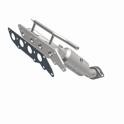 MagnaFlow Ford Focus OEM Grade Federal / EPA Compliant Manifold Catalytic Converter 49842 360 Degree Image Set
