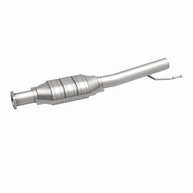 MagnaFlow OEM Grade Federal / EPA Compliant Direct-Fit Catalytic Converter 49662 360 Degree Image Set