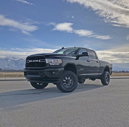 Tuff Country 19-23 Dodge Ram 2500 4x4 -3in Lift Kit w/o Front Shock Extension Brackets (SX8000) 33141KN 33141KN Photo - Mounted