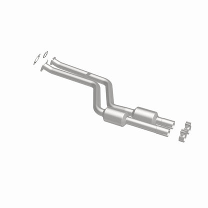 MagnaFlow BMW Z4 OEM Grade Federal / EPA Compliant Direct-Fit Catalytic Converter 51725 360 Degree Image Set