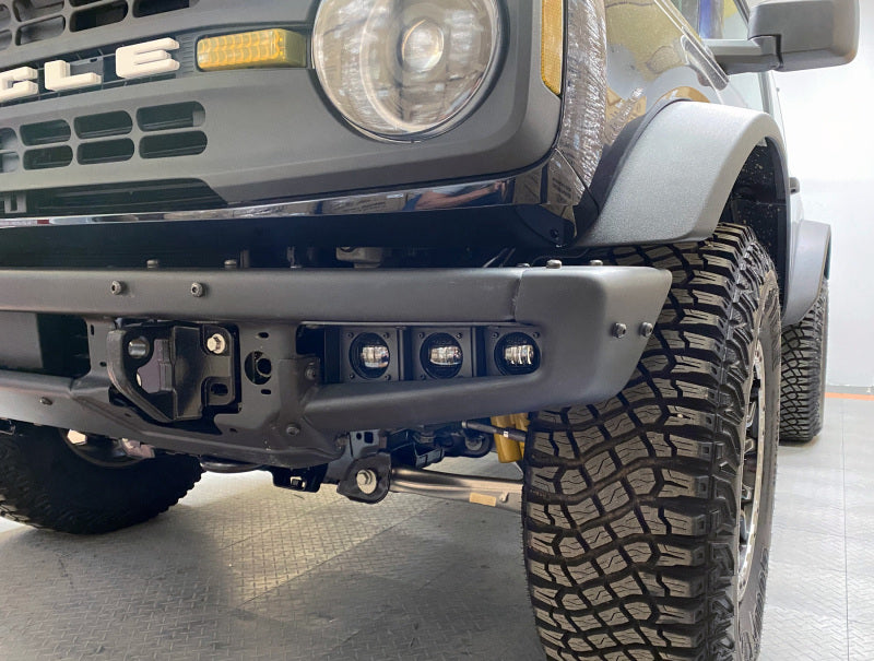 ORACLE Lighting 21-22 Ford Bronco Triple LED Fog Light Kit for Steel Bumper - White 5890-001 5890-001 Photo - lifestyle view