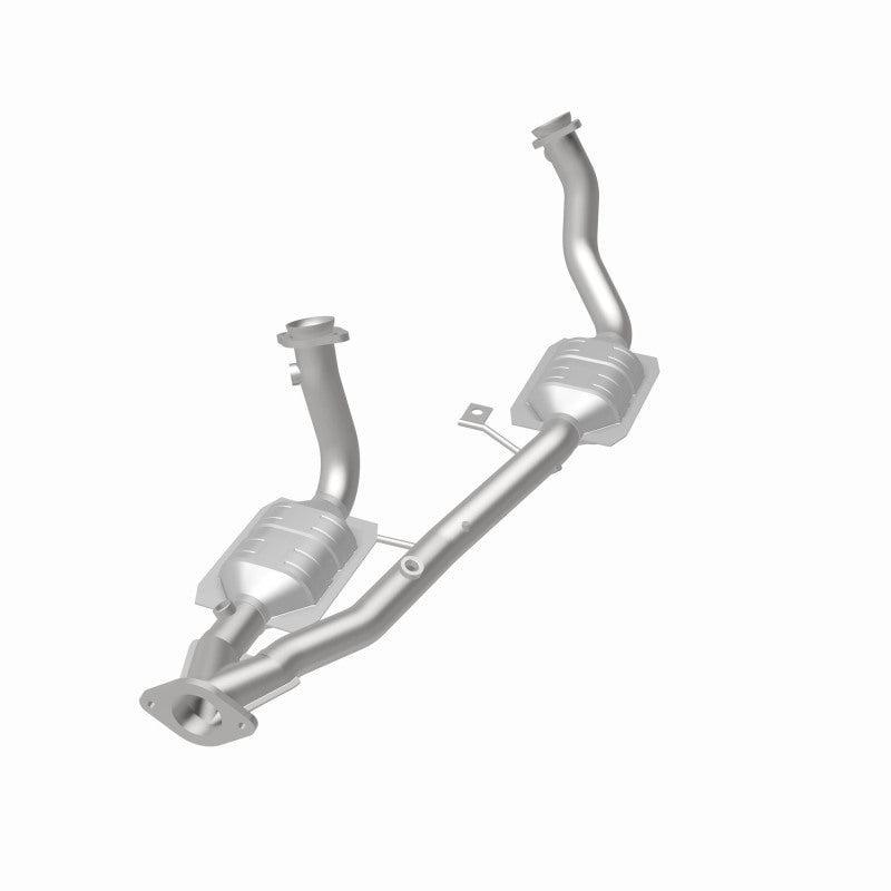 MagnaFlow Ford Windstar California Grade CARB Compliant Direct-Fit Catalytic Converter 4451381 360 Degree Image Set