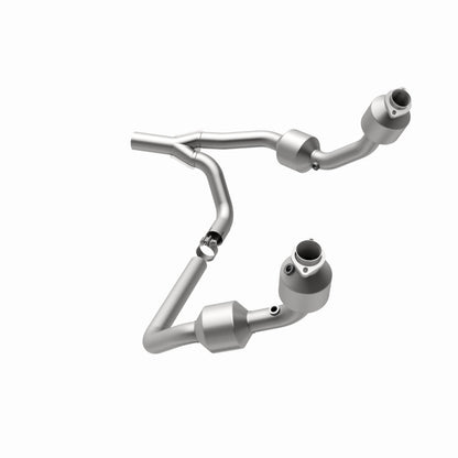 MagnaFlow Jeep Wrangler California Grade CARB Compliant Direct-Fit Catalytic Converter 5582689 360 Degree Image Set