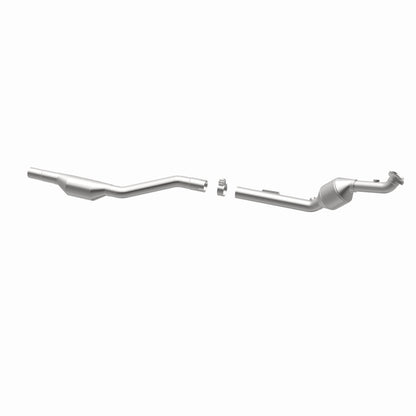 MagnaFlow Mercedes-Benz California Grade CARB Compliant Direct-Fit Catalytic Converter 5411937 360 Degree Image Set