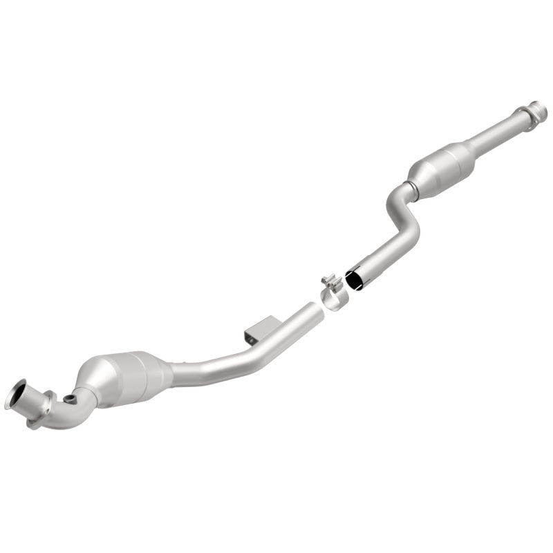MagnaFlow Mercedes-Benz E320 California Grade CARB Compliant Direct-Fit Catalytic Converter 454028 Photo - Primary