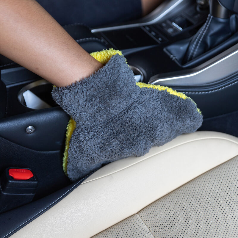 Chemical Guys The Stranger Helpful Handy Mitt (P12) MIC510 MIC510 User 1