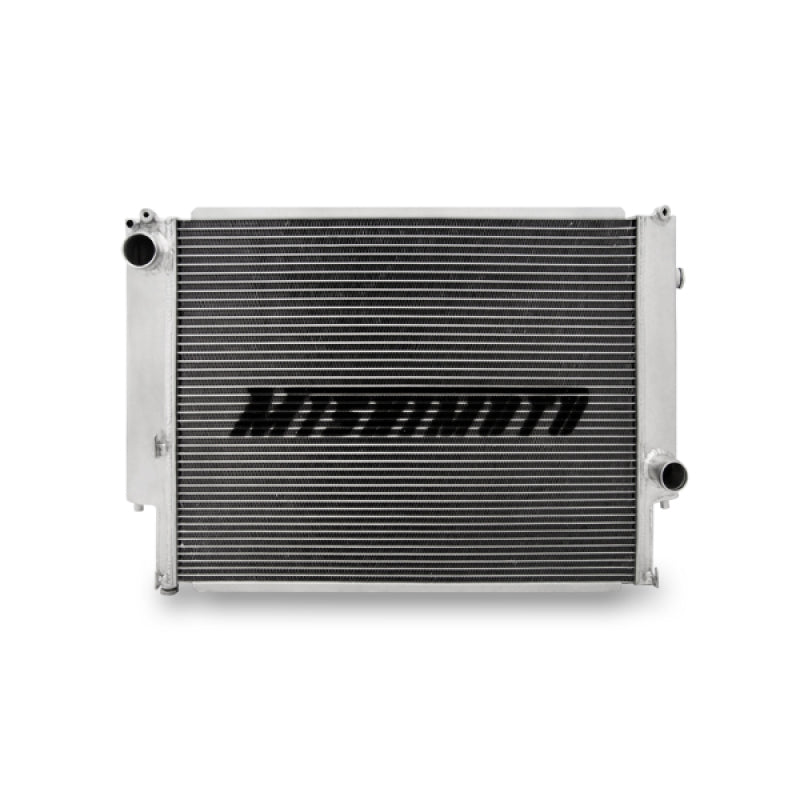 Mishimoto Aluminum Racing Radiator 92-99 BMW E36 Manual Transmission MMRAD-E36-92 Photo - out of package