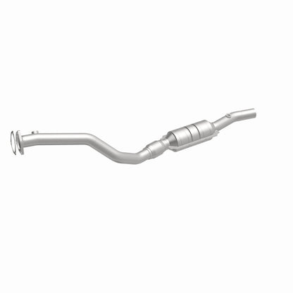 MagnaFlow HM Grade Federal / EPA Compliant Direct-Fit Catalytic Converter 22962 360 Degree Image Set