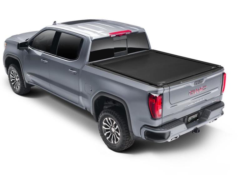 Retrax RTX RetraxONE XR Tonneau Covers Retractable Bed Covers main image