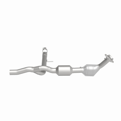 MagnaFlow Ford F-150 OEM Grade Federal / EPA Compliant Direct-Fit Catalytic Converter 52450 360 Degree Image Set