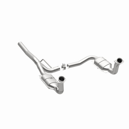 MagnaFlow OEM Grade Federal / EPA Compliant Direct-Fit Catalytic Converter 52148 360 Degree Image Set