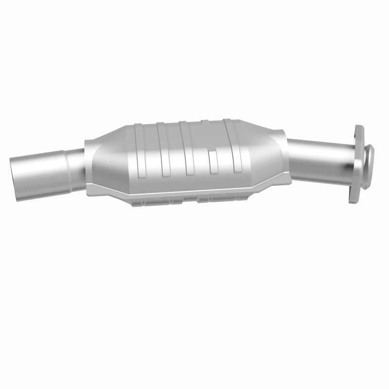 MagnaFlow Standard Grade Federal / EPA Compliant Direct-Fit Catalytic Converter 93431 360 Degree Image Set