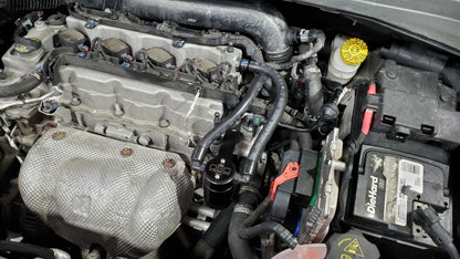 J&L 14-22 Jeep Cherokee 2.4L / 15-21 Jeep Renegade  Driver Side Oil Separator 3.0 - Blk Anodized 3077D-B 3077D-B Photo - Mounted