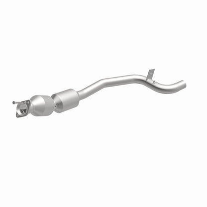 MagnaFlow Land Rover OEM Grade Federal / EPA Compliant Direct-Fit Catalytic Converter 21-608 360 Degree Image Set