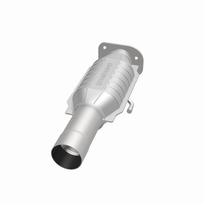 MagnaFlow California Grade CARB Compliant Direct-Fit Catalytic Converter 3322441 360 Degree Image Set