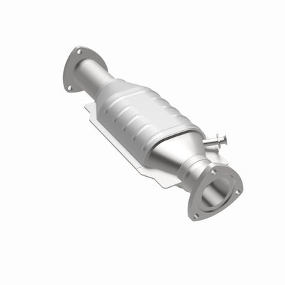 MagnaFlow Toyota Land Cruiser Standard Grade Federal / EPA Compliant Direct-Fit Catalytic Converter 23894 360 Degree Image Set