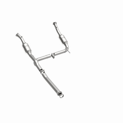 MagnaFlow OEM Grade Federal / EPA Compliant Direct-Fit Catalytic Converter 49406 360 Degree Image Set