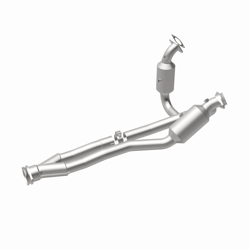 Magnaflow Conv DF 2015-2017 Transit-150 V6 3.5 OEM Underbody 21-710 21-710 360 Degree Image Set