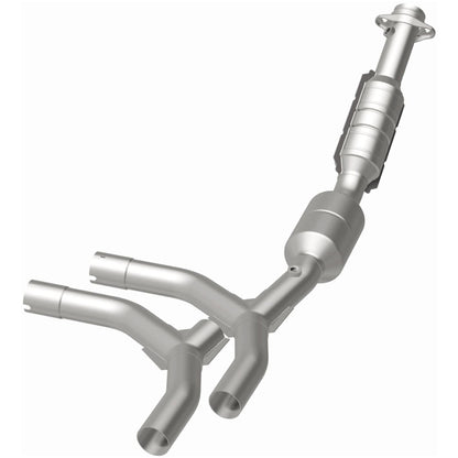 MagnaFlow Ford HM Grade Federal / EPA Compliant Direct-Fit Catalytic Converter 24308 Photo - out of package