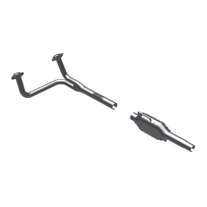 MagnaFlow Ford Standard Grade Federal / EPA Compliant Direct-Fit Catalytic Converter 93305 Photo - Primary