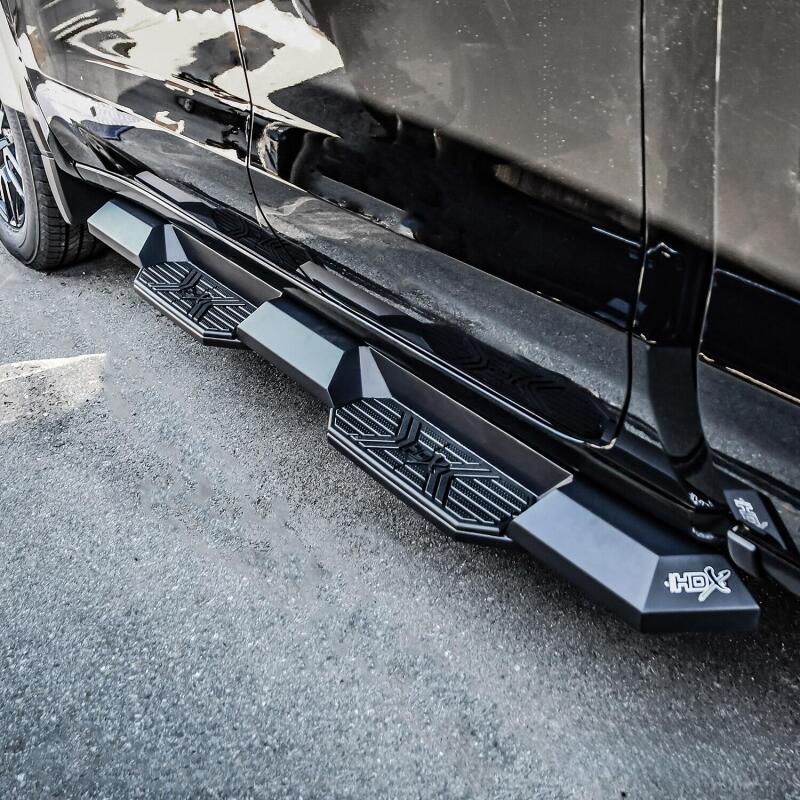 Westin SILV/SIER 1500 DC HDX Xtreme Nerf Step Bars 56-24125 Photo - Mounted