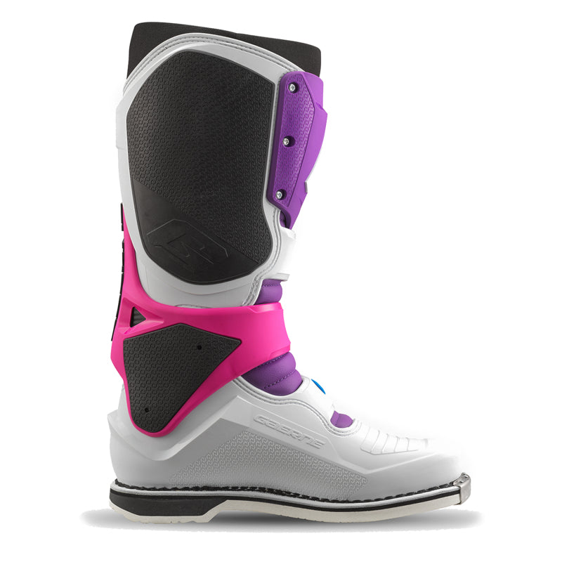 Gaerne SG22 Limited Edition Boot Purple/White/Rhodamine Size - 9 2262-019-9 2262-019-9 User 1