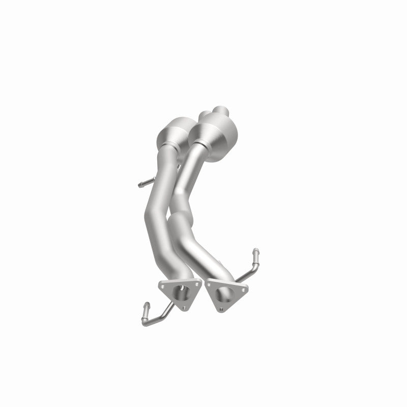 MagnaFlow OEM Grade Federal / EPA Compliant Direct-Fit Catalytic Converter 51957 360 Degree Image Set