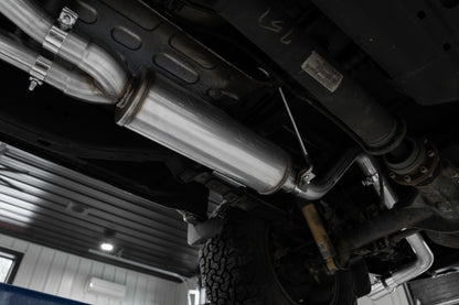 MBRP 22-23 Nissan Frontier 3.8L 3in Tip 3in Cat Back Single Side Exit  Street Profile - T304 S5407304 S5407304 Photo - Close Up