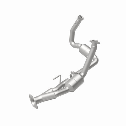 MagnaFlow Jeep OEM Grade Federal / EPA Compliant Direct-Fit Catalytic Converter 49709 360 Degree Image Set