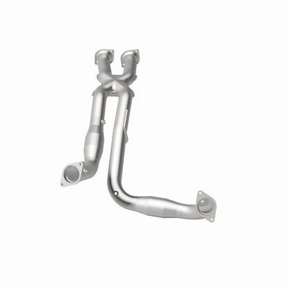 MagnaFlow Jeep Grand Cherokee Standard Grade Federal / EPA Compliant Direct-Fit Catalytic Converter 16423 360 Degree Image Set