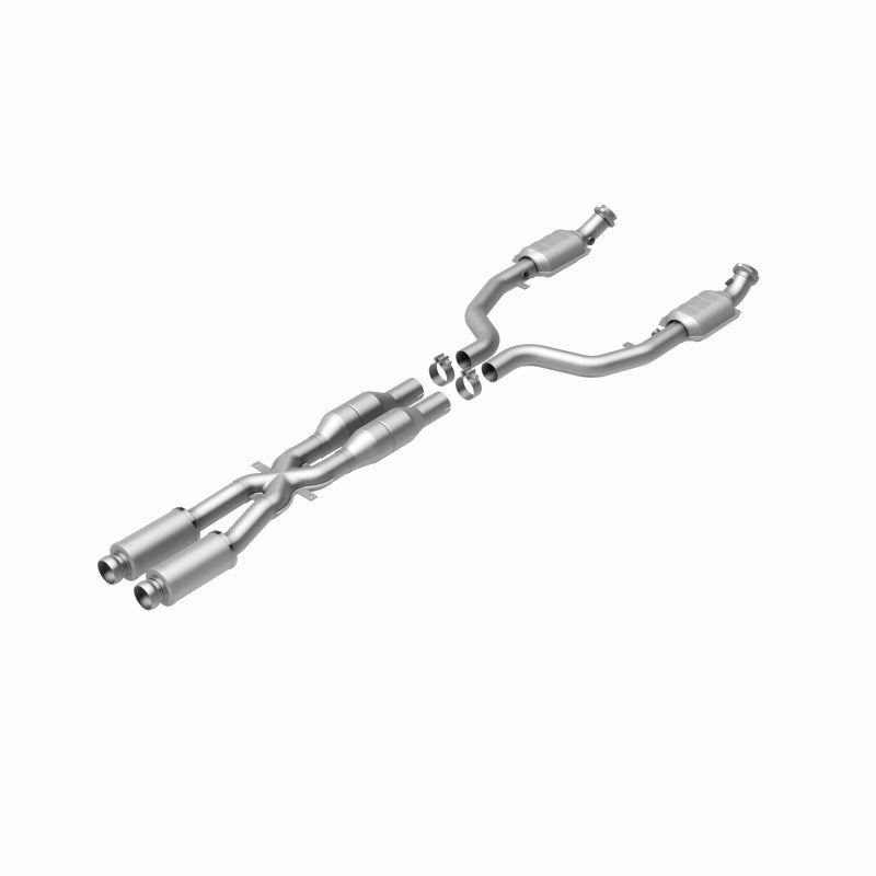 MagnaFlow BMW M3 California Grade CARB Compliant Direct-Fit Catalytic Converter 5411031 360 Degree Image Set