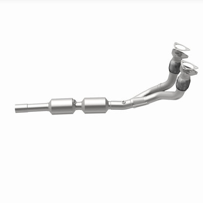 MagnaFlow Volkswagen OEM Grade Federal / EPA Compliant Direct-Fit Catalytic Converter 52289 360 Degree Image Set