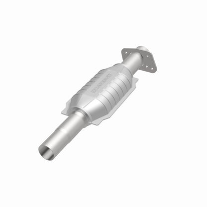 MagnaFlow Standard Grade Federal / EPA Compliant Direct-Fit Catalytic Converter 23475 360 Degree Image Set