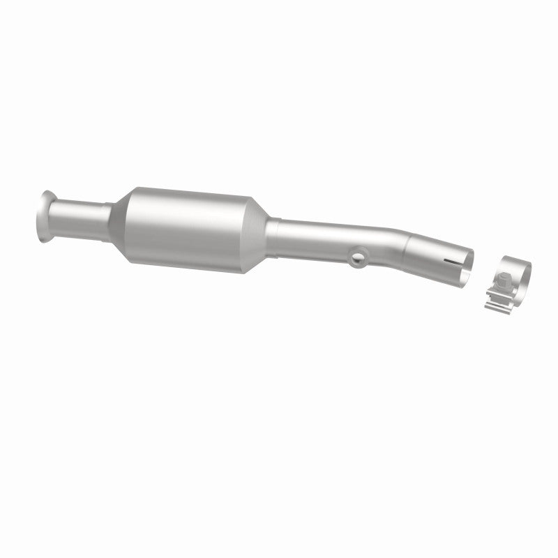 MagnaFlow OEM Grade Federal / EPA Compliant Direct-Fit Catalytic Converter 21-288 360 Degree Image Set