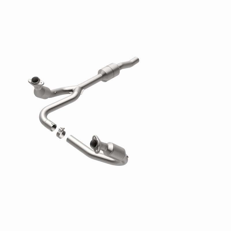MagnaFlow Dodge Ram 1500 HM Grade Federal / EPA Compliant Direct-Fit Catalytic Converter 24421 360 Degree Image Set