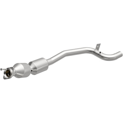MagnaFlow Land Rover OEM Grade Federal / EPA Compliant Direct-Fit Catalytic Converter 21-608 Photo - Primary