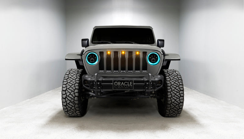 ORACLE Lighting Oracle Jeep Wrangler JL/Gladiator JT 7in. High Powered LED Headlights (Pair) - Dynamic - Dynamic 5769J-332 5769J-332 Photo - lifestyle view