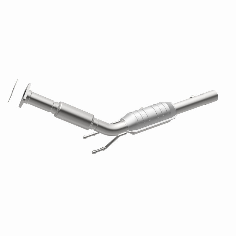 MagnaFlow Volkswagen HM Grade Federal / EPA Compliant Direct-Fit Catalytic Converter 24320 360 Degree Image Set