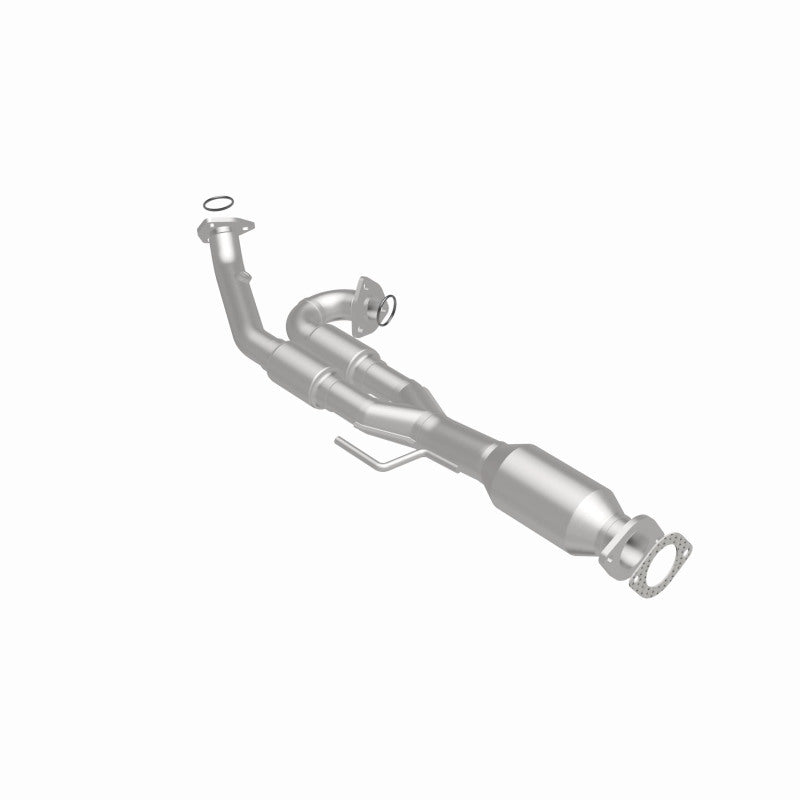 MagnaFlow Nissan HM Grade Federal / EPA Compliant Direct-Fit Catalytic Converter 93669 360 Degree Image Set