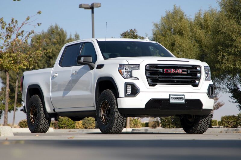 Cognito 19-24 Chevy/GMC Silverado/Sierra 1500 2WD/4WD 3in Standard Leveling Lift Kit 110-90797 110-90797 Photo - lifestyle view
