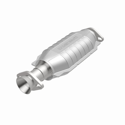 MagnaFlow Mitsubishi Montero HM Grade Federal / EPA Compliant Direct-Fit Catalytic Converter 93286 360 Degree Image Set