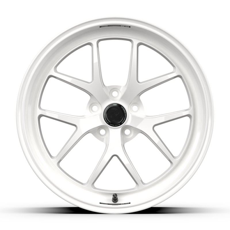 fifteen52 Sector RSR 19x9.5 5x114.3 38mm ET 73.1mm Center Bore Rally White RSSRW-99554+38-2 RSSRW-99554+38-2 User 1