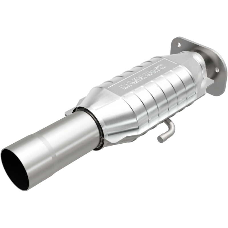 MagnaFlow Standard Federal / EPA Compliant Direct-Fit Catalytic Converter 93441 Photo - Primary