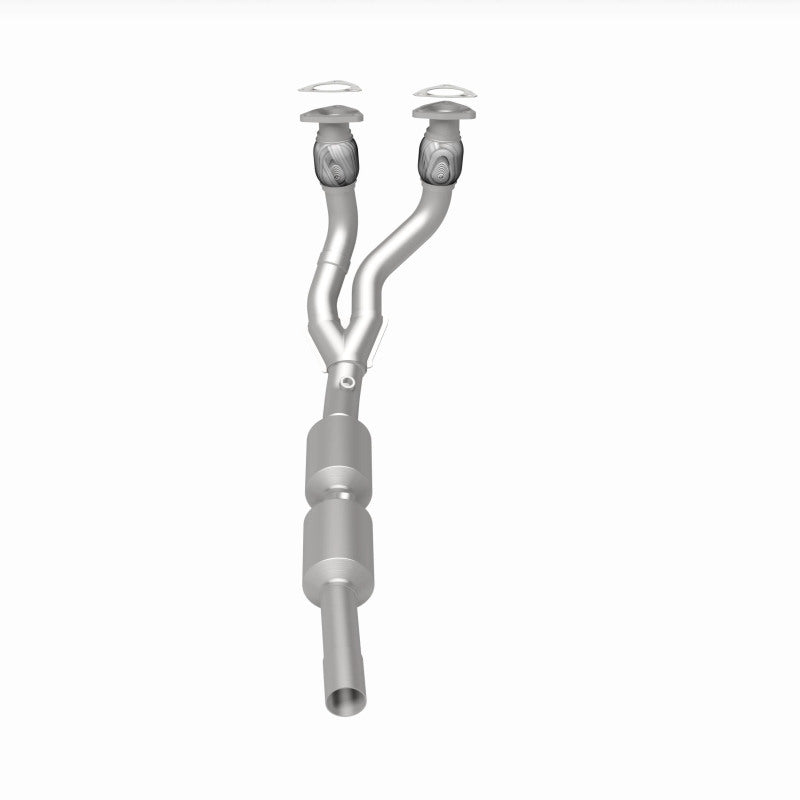 MagnaFlow Volkswagen OEM Grade Federal / EPA Compliant Direct-Fit Catalytic Converter 52289 360 Degree Image Set
